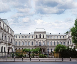 Muzeul Național de Artă al României anunță  redeschiderea Muzeului Colecţiilor de Artă la data de 4 iunie 2013